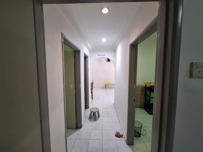 Condominium for Sale at Forest Green - Kenny Lai - Corridor - PropertyGuru.com.my