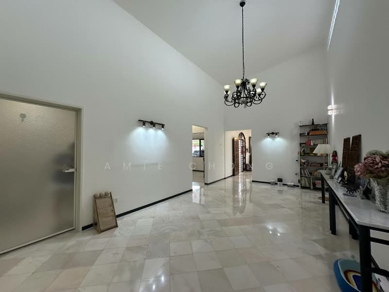 Bungalow for Sale in Taman Chateau (Ipoh) - Amie Chong - Living Room - PropertyGuru.com.my