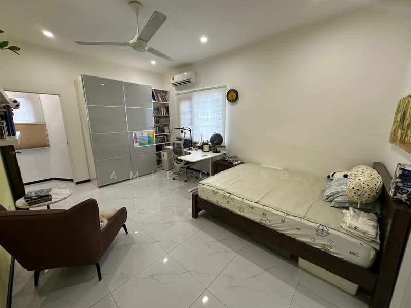 Bungalow for Sale in Taman Chateau (Ipoh) - Amie Chong - Bedroom - PropertyGuru.com.my