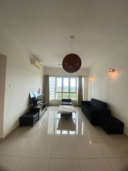 Servis Apartment untuk Dijual di Tropez Residences - Winson Tan - Living Room - PropertyGuru.com.my