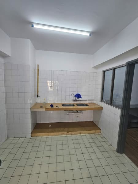 Casa Magna untuk Untuk Disewa - RM 1,300 /bulan, Mac 2026 - Kitchen - PropertyGuru.com.my