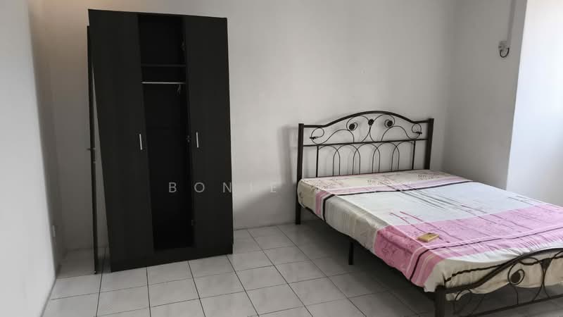 2.5-storey Terraced House for Rent in Taman Cheras Jaya (Cheras) - Bonie Tan - Bedroom - PropertyGuru.com.my
