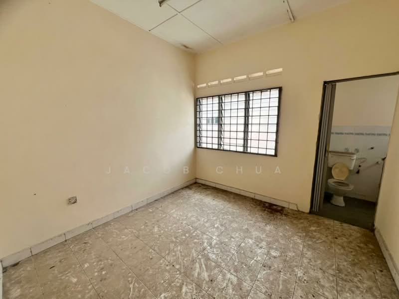 2-storey Terraced House for Sale in Taman Selesa Jaya (Iskandar Puteri (Nusajaya)) - Jacob Chua - Bathroom - PropertyGuru.com.my