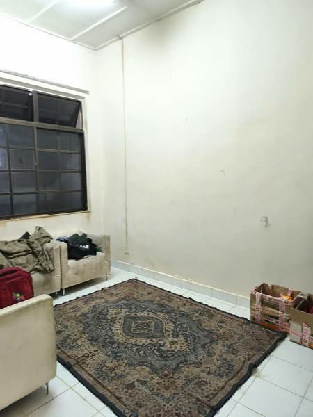 1-storey Terraced House for Sale in Taman Perling (Perling) - Yvonne Lim - Living Room - PropertyGuru.com.my