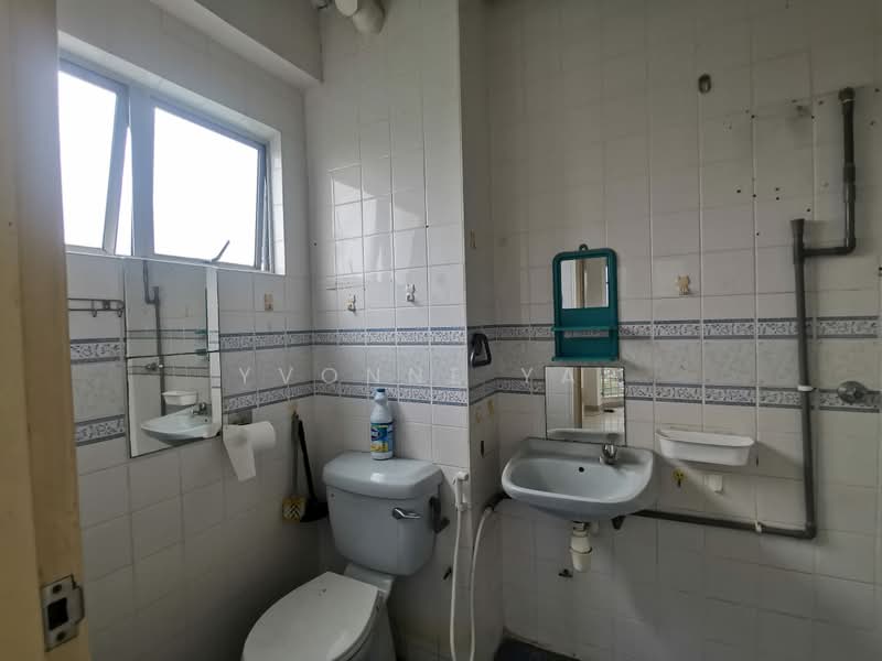 Condominium for Sale at Awana Puri - Yvonne Yap - Bathroom - PropertyGuru.com.my