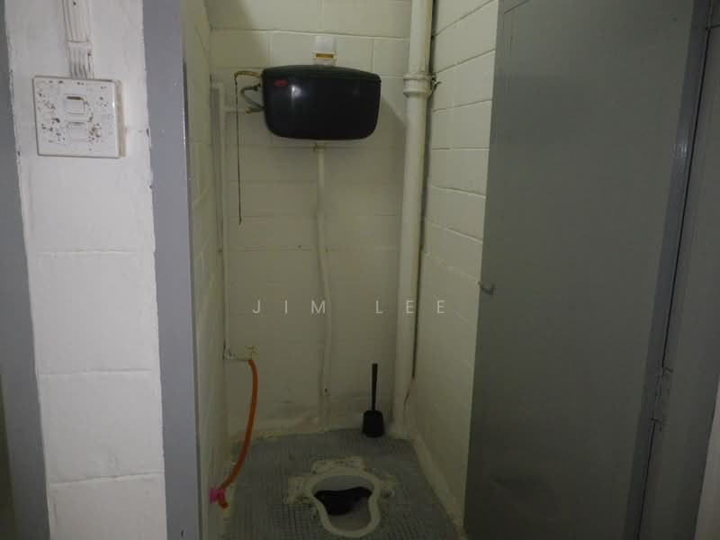 1-storey Terraced House for Sale in Kepong Baru (Kepong) - Jim Lee - Bathroom - PropertyGuru.com.my