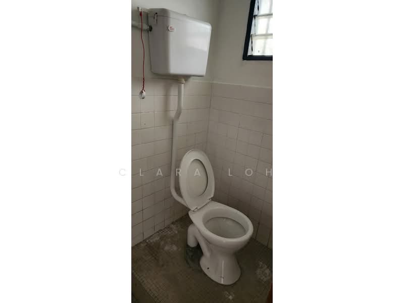 Taman Muhibbah untuk Untuk Disewa - RM 800 /bulan, Mac 2026 - Bathroom - PropertyGuru.com.my