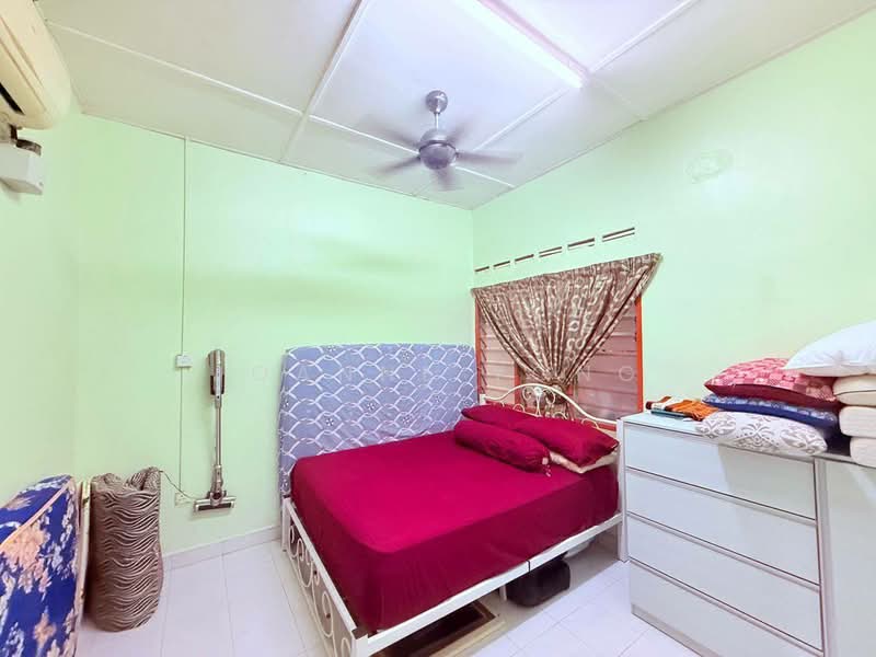 Single Storey Terrace @ Jalan Dedap 1, Taman Johor Jaya, Johor Bahru. Near Molek untuk Untuk Dijual - RM 538,000, Mac 2026 - Bedroom - PropertyGuru.com.my