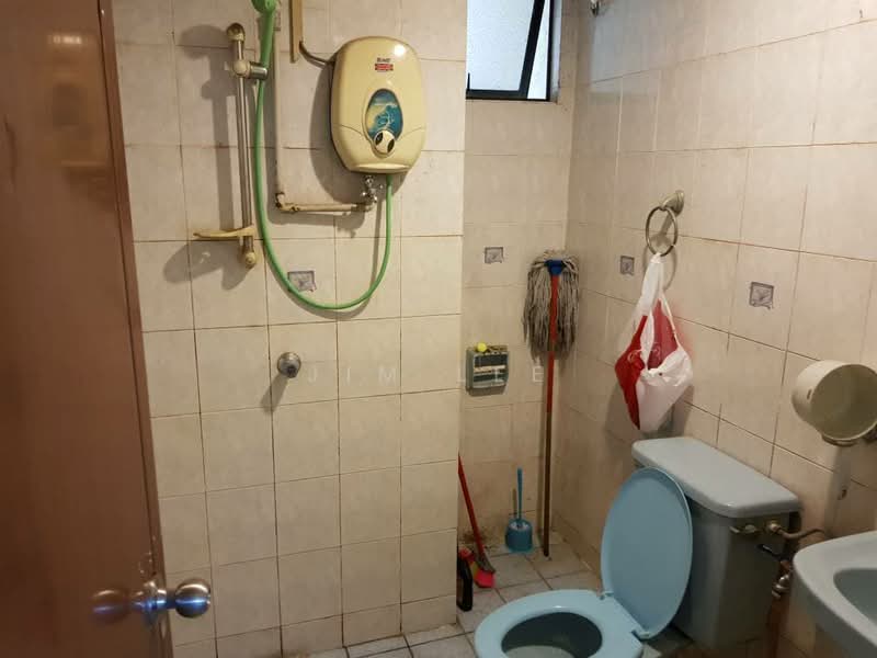 Villa Angsana untuk Untuk Dijual - RM 444,444, Mac 2026 - Bathroom - PropertyGuru.com.my