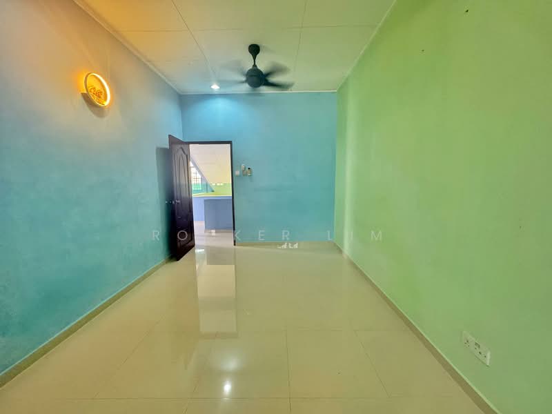 1.5-storey Terraced House for Sale in Kulai (Johor) - Rocker Lim - PropertyGuru.com.my