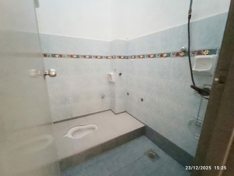 Bukit Indah Bukits Indahs untuk Untuk Disewa - RM 2,300 /bulan, Mac 2026 - Bathroom - PropertyGuru.com.my