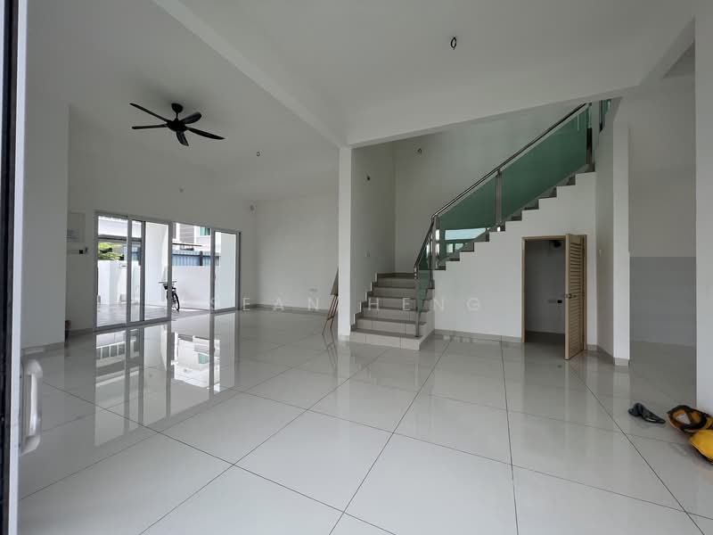 For Sale - TAMAN LEMBAH PERMAI