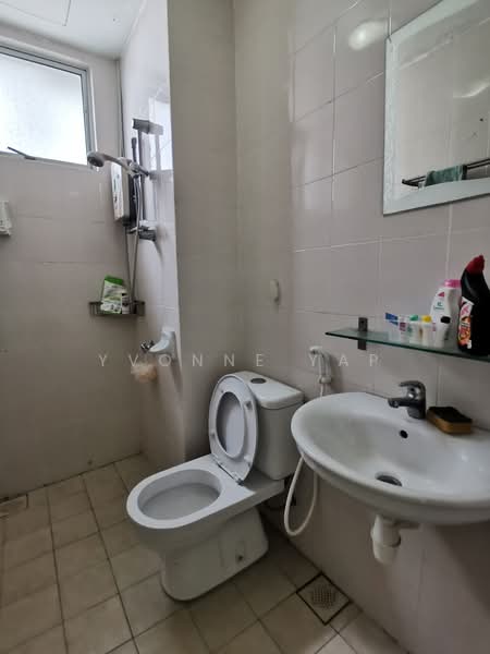Service Residence for Rent at Casa Tiara Serviced Apartment - Yvonne Yap - Bathroom - PropertyGuru.com.my