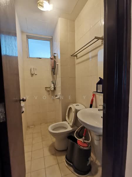 Service Residence for Rent at Casa Tiara Serviced Apartment - Yvonne Yap - Bathroom - PropertyGuru.com.my