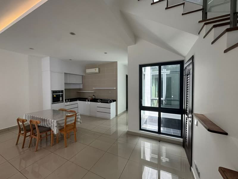 Estuari Gardens untuk Untuk Dijual - RM 1,550,000, Mac 2026 - Kitchen - PropertyGuru.com.my