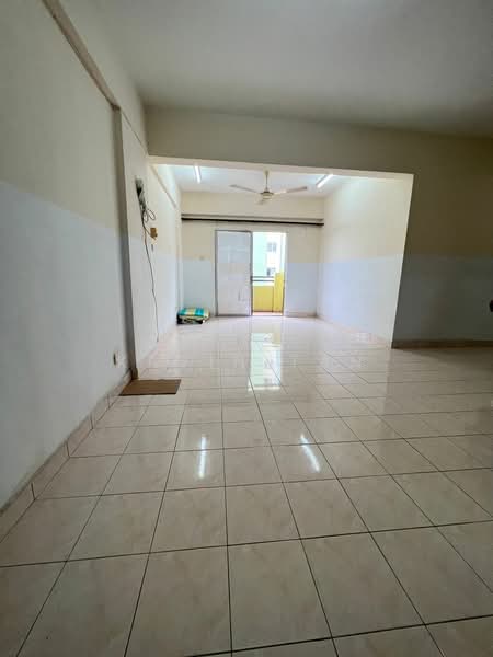 Apartment for Sale at Sri Wangi - Kavin Tan - Living Room - PropertyGuru.com.my