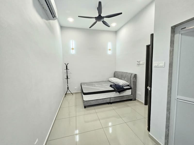 Bungalow for Sale in Lavender Heights (Senawang) - Naufal Ahmad Azahari - Bedroom - PropertyGuru.com.my