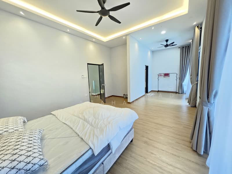 Bungalow for Sale in Lavender Heights (Senawang) - Naufal Ahmad Azahari - Bedroom - PropertyGuru.com.my