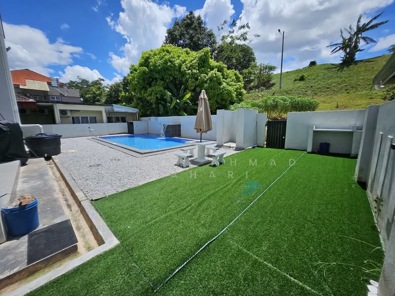 Bungalow for Sale in Lavender Heights (Senawang) - Naufal Ahmad Azahari - Exterior view rear right  - PropertyGuru.com.my