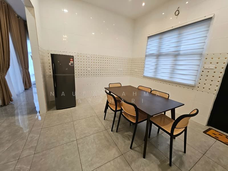 Bungalow for Sale in Lavender Heights (Senawang) - Naufal Ahmad Azahari - Second dining area - PropertyGuru.com.my