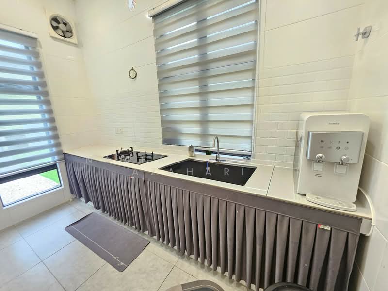 Bungalow for Sale in Lavender Heights (Senawang) - Naufal Ahmad Azahari - Kitchen area - PropertyGuru.com.my