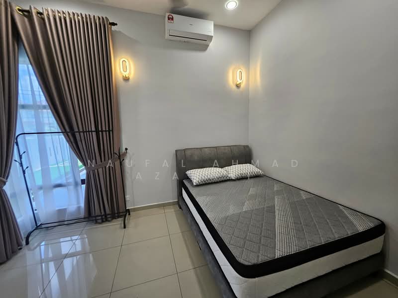 Bungalow for Sale in Lavender Heights (Senawang) - Naufal Ahmad Azahari - First bedroom - PropertyGuru.com.my