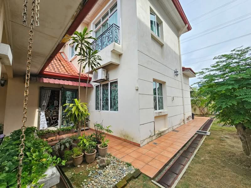 Bungalow for Sale in Glenmarie (Selangor) - Absyarie Syafiq Shahrin - Exterior - PropertyGuru.com.my