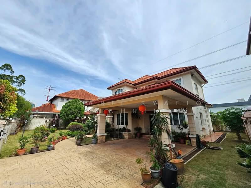 Bungalow for Sale in Glenmarie (Selangor) - Absyarie Syafiq Shahrin - Exterior - PropertyGuru.com.my