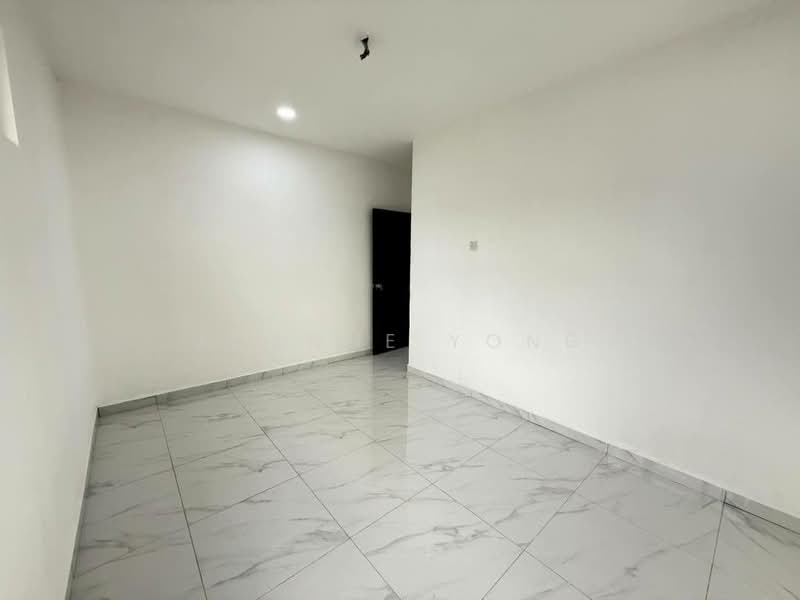 Double Storey Terrace House @ 334 Jalan Cermai 12, Taman Mesra, Saleng, Kulai Johor untuk Untuk Dijual - RM 450,000, Mac 2026 - Interior - PropertyGuru.com.my