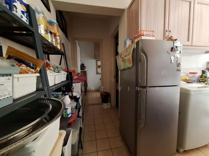 Condominium for Sale at 1 Bukit Utama - Vincent Vince - Kitchen - PropertyGuru.com.my