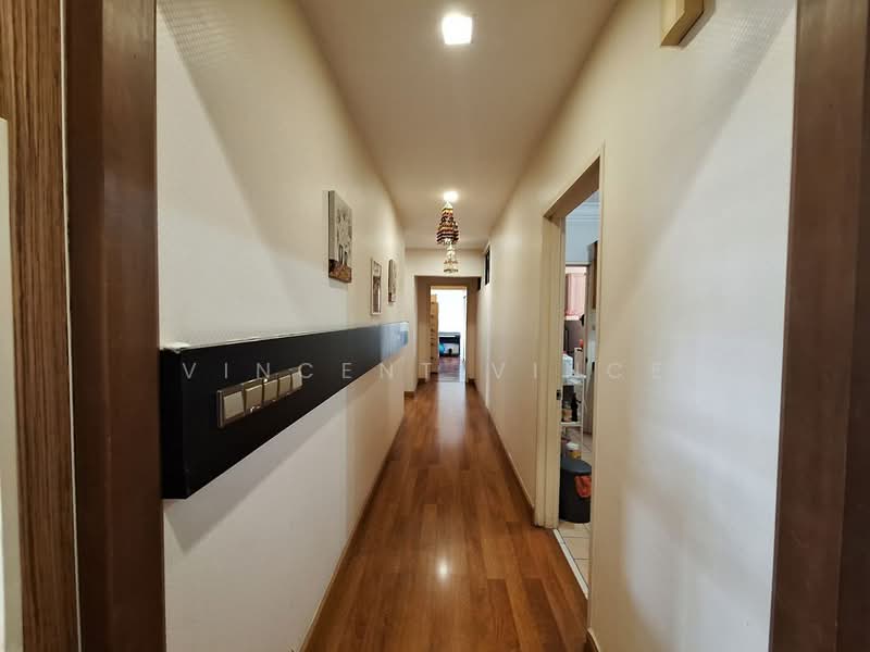 Condominium for Sale at 1 Bukit Utama - Vincent Vince - Corridor - PropertyGuru.com.my