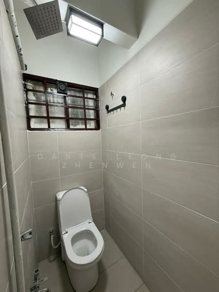 Taman Sri Subang untuk Untuk Disewa - RM 2,500 /bulan, Mac 2026 - Bathroom - PropertyGuru.com.my
