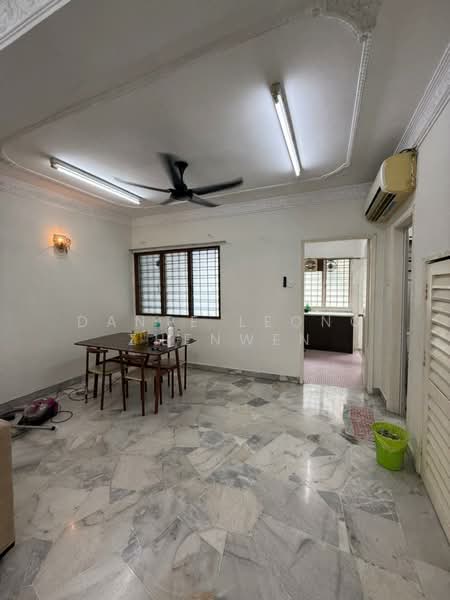 Taman Sri Subang untuk Untuk Disewa - RM 2,500 /bulan, Mac 2026 - Living Room - PropertyGuru.com.my