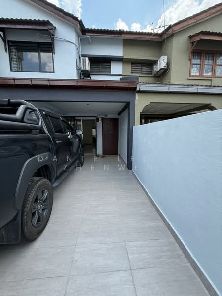 Taman Sri Subang untuk Untuk Disewa - RM 2,500 /bulan, Mac 2026 - Exterior - PropertyGuru.com.my