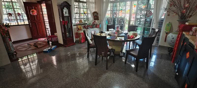 Semi-Detached House for Sale in Taman Pelangi Indah (Ulu Tiram) - Sky Tan - Dining Room - PropertyGuru.com.my