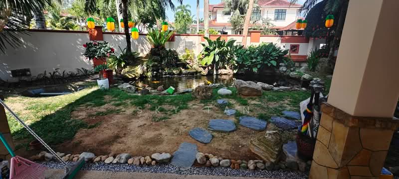 Semi-Detached House for Sale in Taman Pelangi Indah (Ulu Tiram) - Sky Tan - Garden - PropertyGuru.com.my