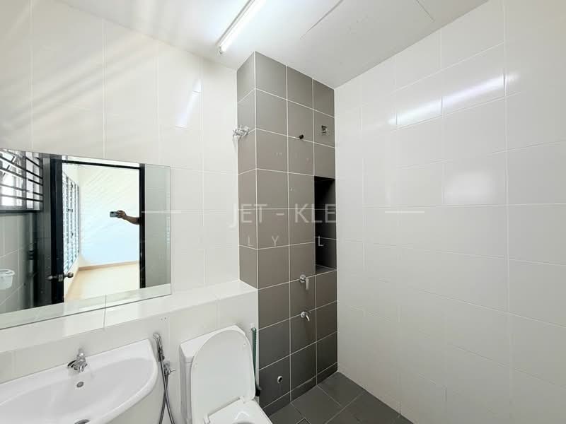2-storey Terraced House for Rent in Klang (Selangor) - Kelly Lim - Bathroom - PropertyGuru.com.my