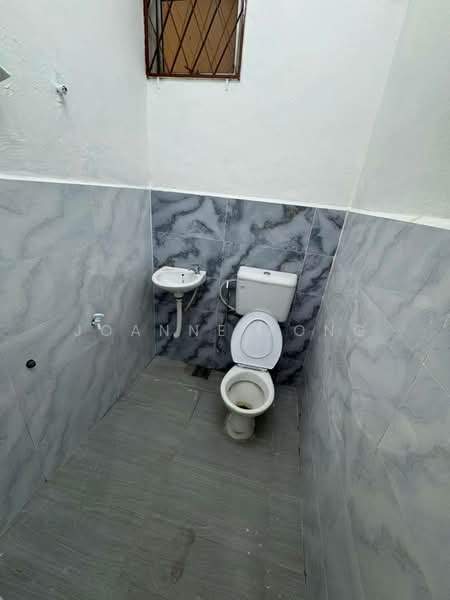 Single Storey Terrace House @ 525 Jalan Senai Utama, Taman Senai Utama, Senai Johor. Near Taman Aman untuk Untuk Dijual - RM 475,000, Apr 2026 - Bathroom - PropertyGuru.com.my