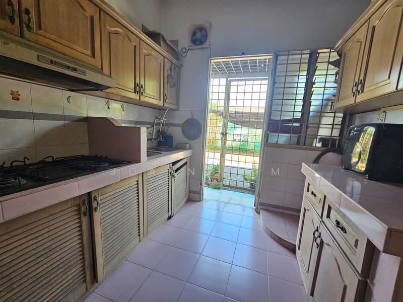 2-storey Terraced House for Sale in Cheng (Melaka) - Joanne Lim - Kitchen - PropertyGuru.com.my