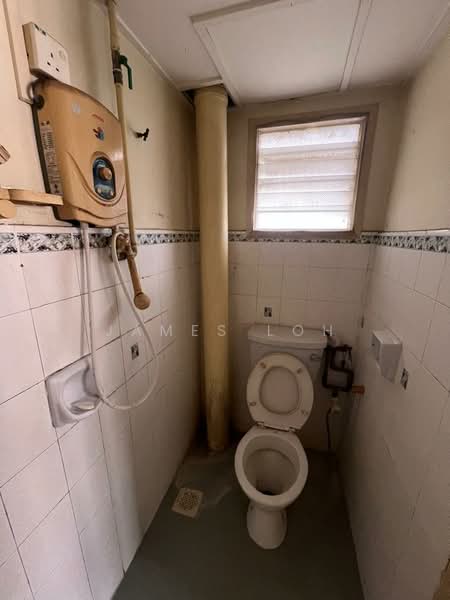 Apartment for Sale at Subang Perdana Goodyear Court 9 - James Loh - Bathroom - PropertyGuru.com.my