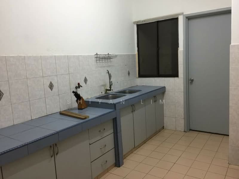 Villa Angsana untuk Untuk Dijual - RM 350,000, Mac 2026 - Kitchen - PropertyGuru.com.my