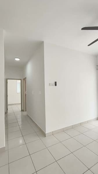 Sky Awani Residensi 1 untuk Untuk Disewa - RM 1,300 /bulan, Mac 2026 - Corridor - PropertyGuru.com.my