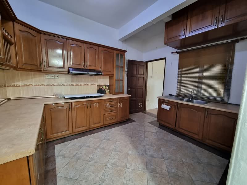 2-storey Terraced House for Sale in Seksyen 6 (Kota Damansara) - Ethan Swe - Kitchen - PropertyGuru.com.my