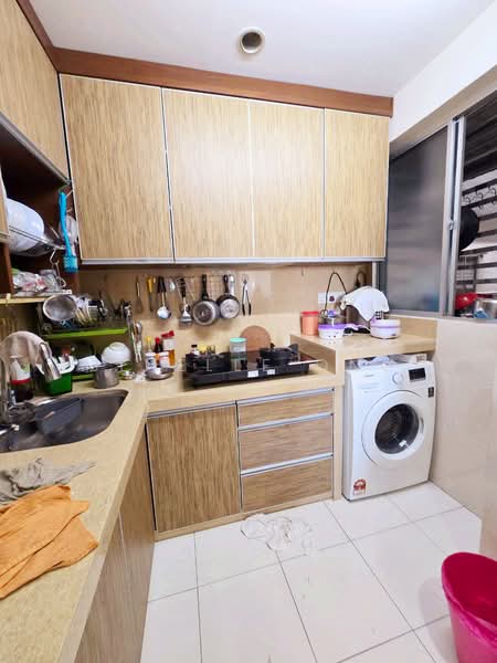 The Pulse Condominium untuk Untuk Dijual - RM 360,000, Mac 2026 - Kitchen - PropertyGuru.com.my