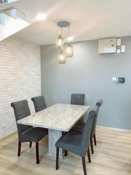 Emporis untuk Untuk Dijual - RM 328,000, Mac 2026 - Dining Room - PropertyGuru.com.my