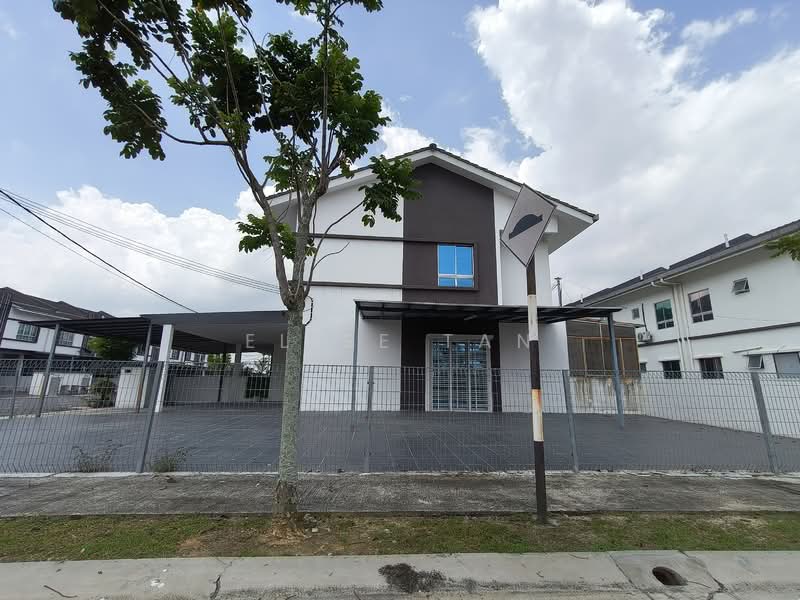 2-storey Terraced House for Sale in Kuala Selangor (Selangor) - Elise Tan - Exterior - PropertyGuru.com.my