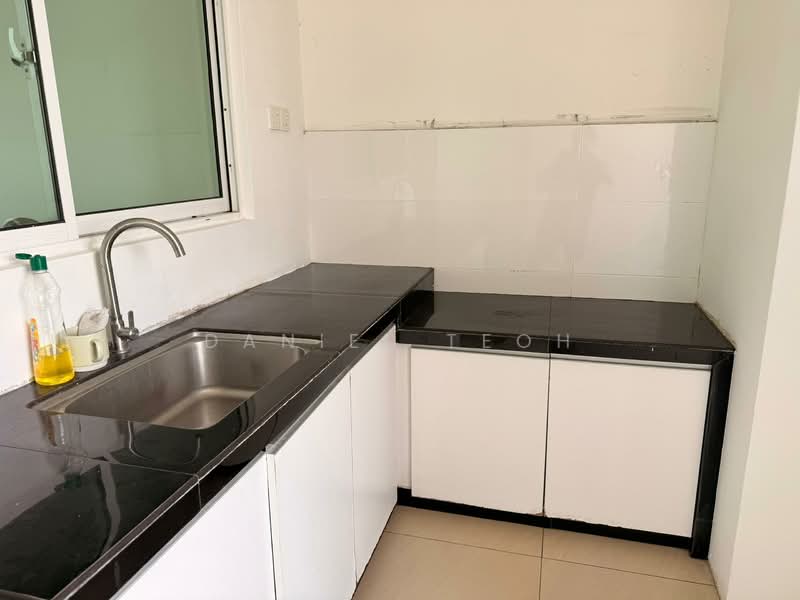 Condominium for Rent at Skyridge Garden - Daniel Teoh - Kitchen - PropertyGuru.com.my