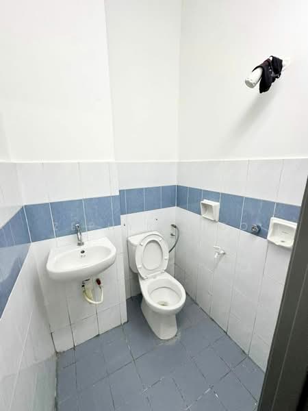 2-storey Terraced House for Sale in Bukit Indah (Iskandar Puteri (Nusajaya)) - Zephyr Khoo - Bathroom - PropertyGuru.com.my