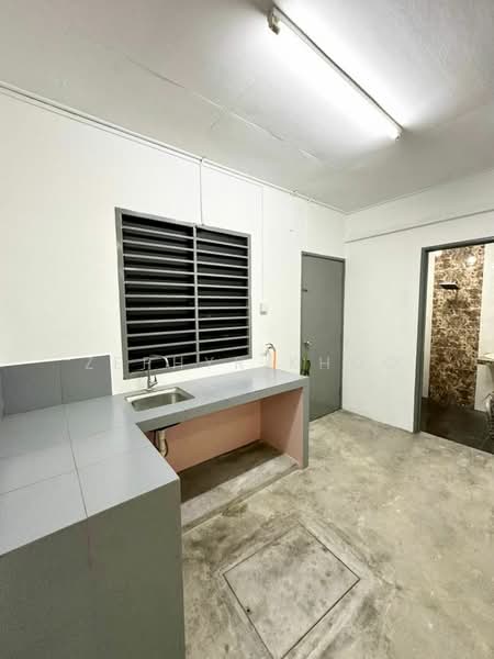 2-storey Terraced House for Sale in Bukit Indah (Iskandar Puteri (Nusajaya)) - Zephyr Khoo - Kitchen - PropertyGuru.com.my