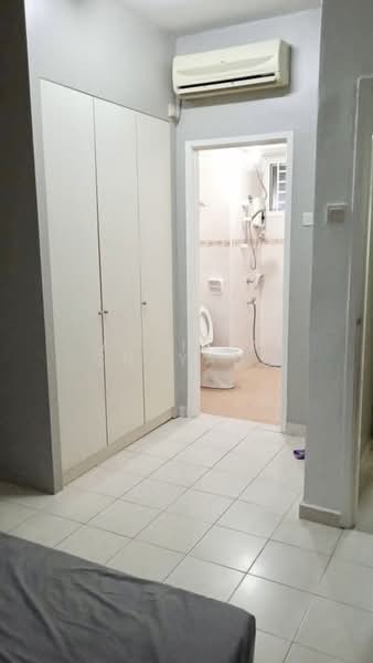 Servis Apartment untuk Dijual di Nusa Perdana Serviced Apartment - APRILIA CHAYADI - Bathroom - PropertyGuru.com.my
